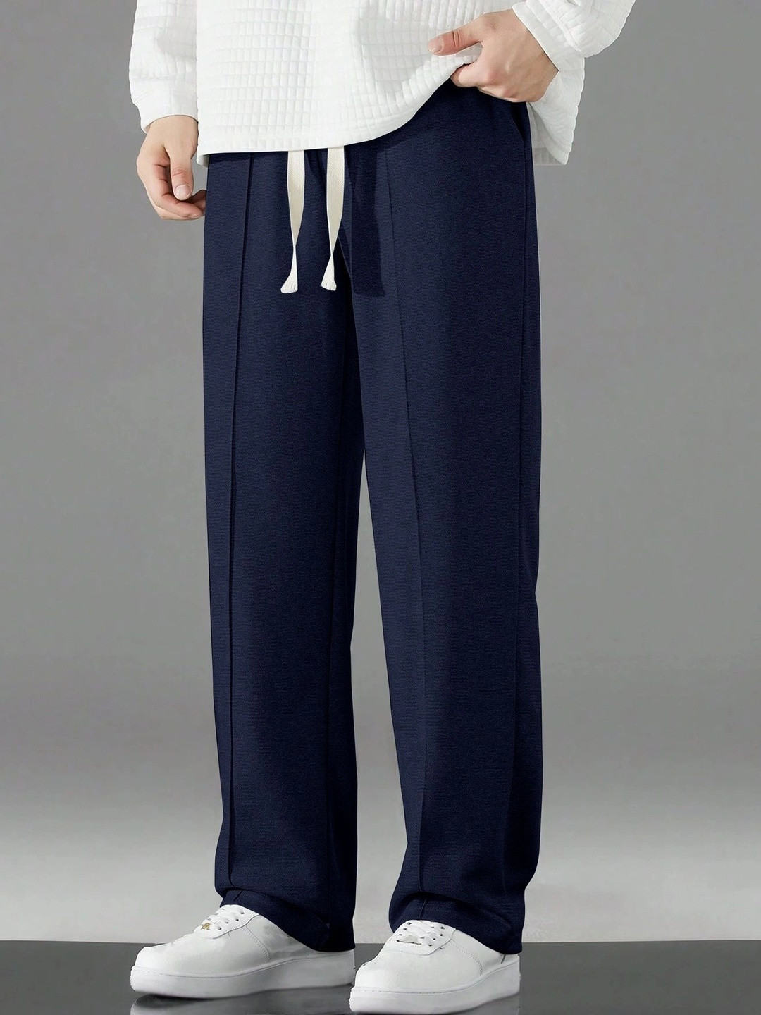 HERE&NOW Men Textured Relaxed Straight Leg Easy Wash Pleated Trousers