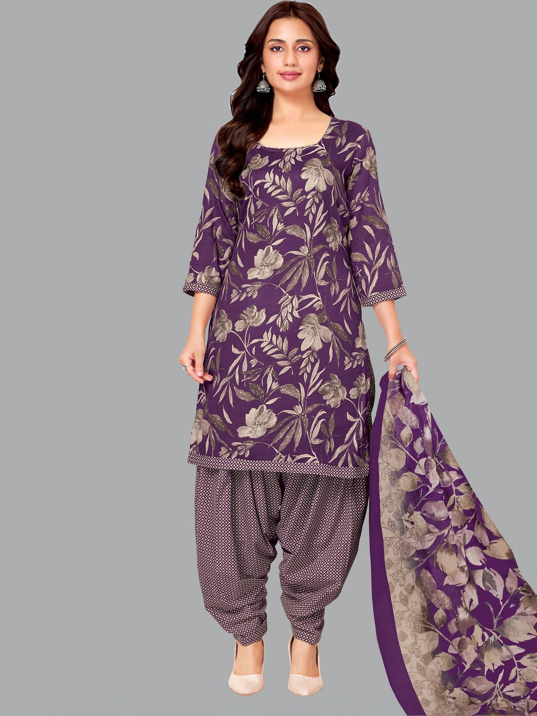 shree jeenmata collection Women Floral Printed Regular Pure Cotton Kurta with Patiala & With Dupatta