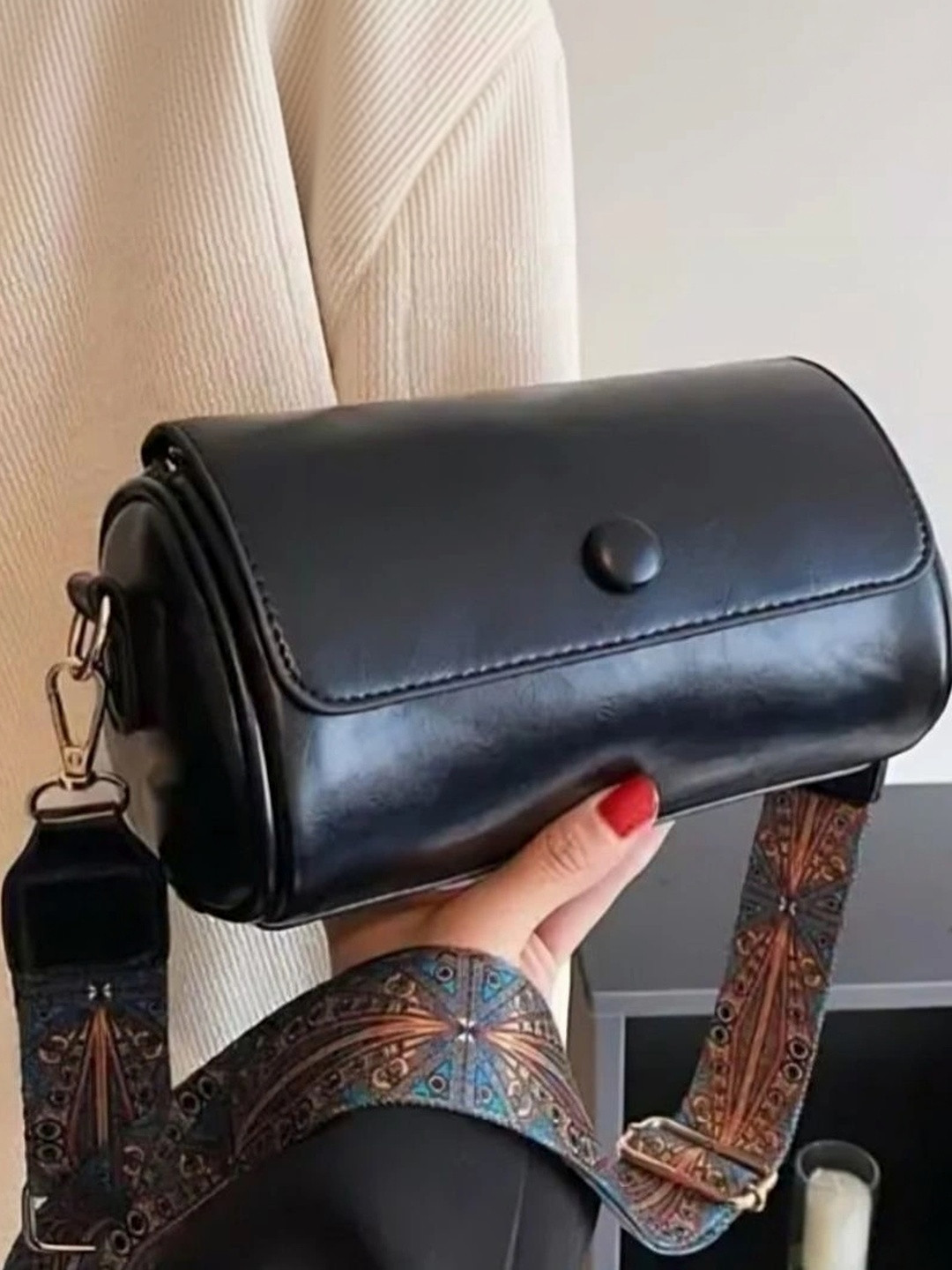 Haveglam Textured PU Sling Bag