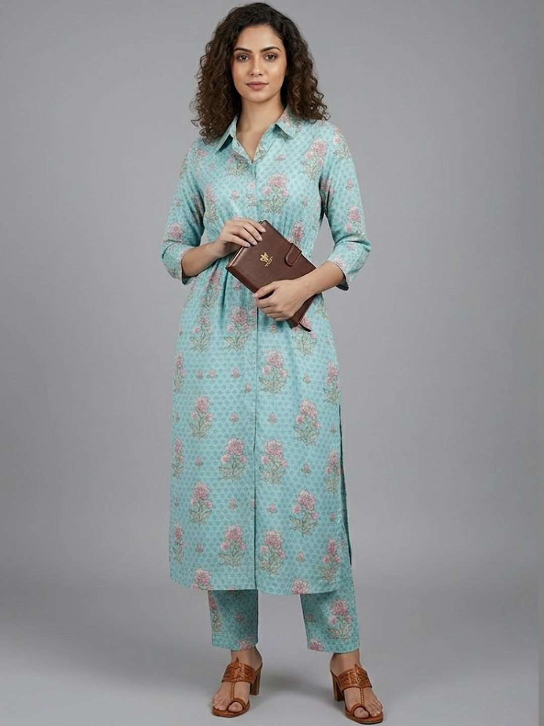 Navibhu Smart Women Floral Printed Regular Kurta with Trousers