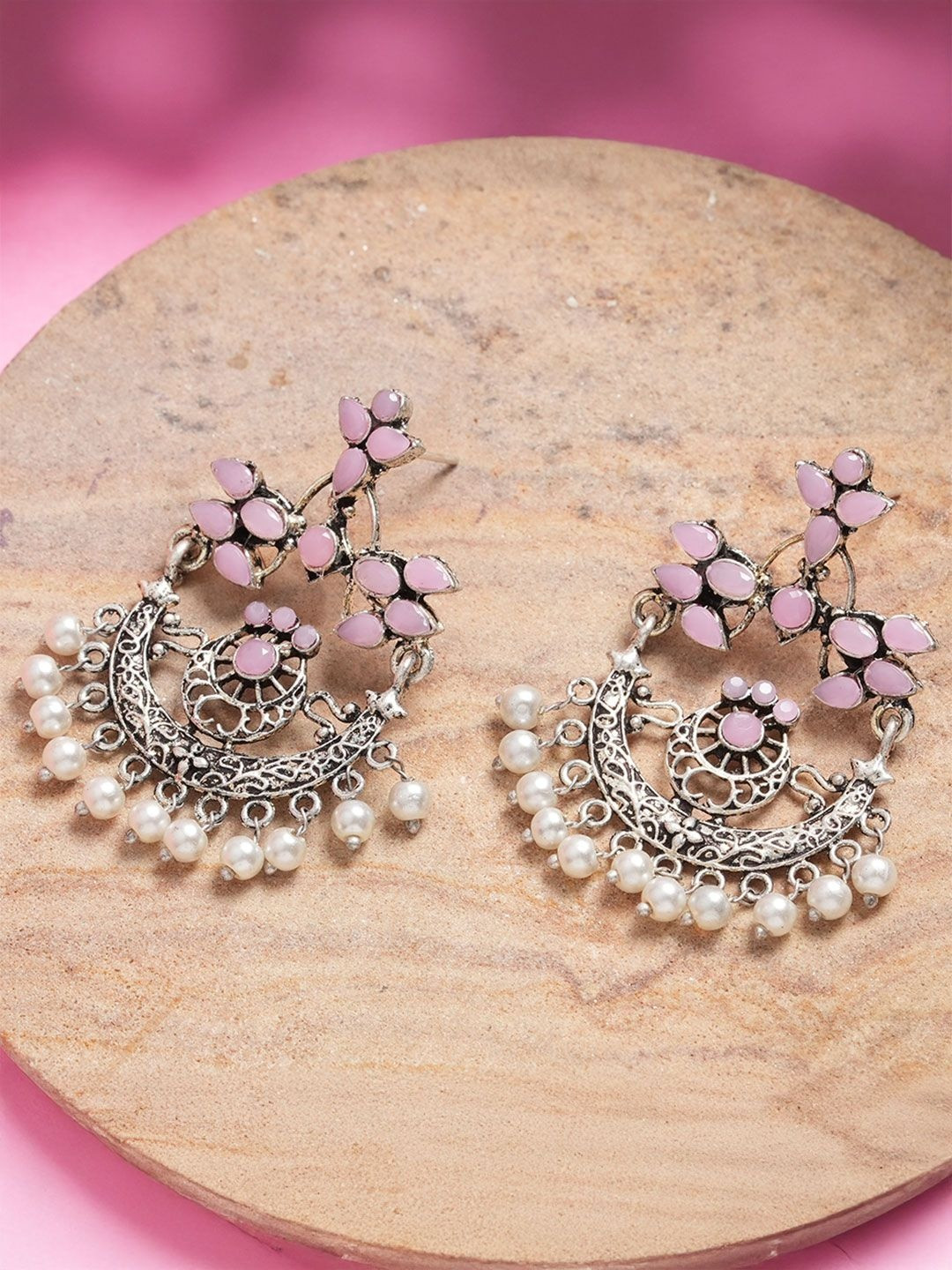 Stylishkudi Crescent Shaped Chandbalis Earrings