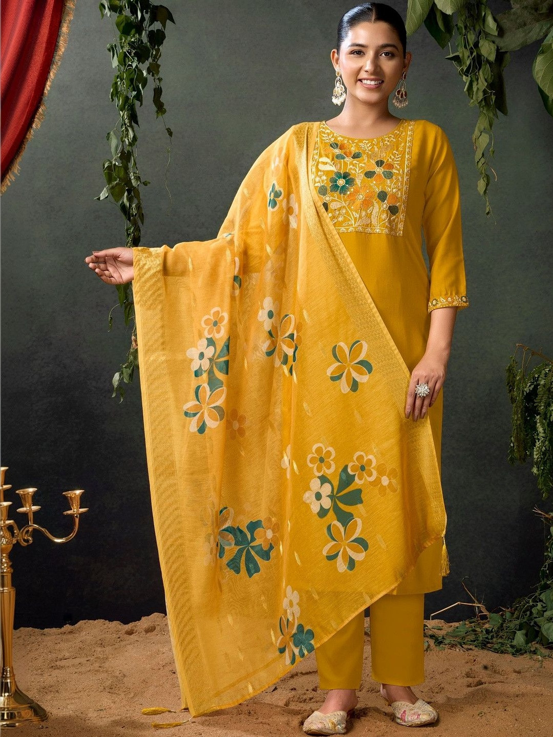 ASILYN Women Floral Embroidered Regular Thread Work Kurta with Trousers & With Dupatta
