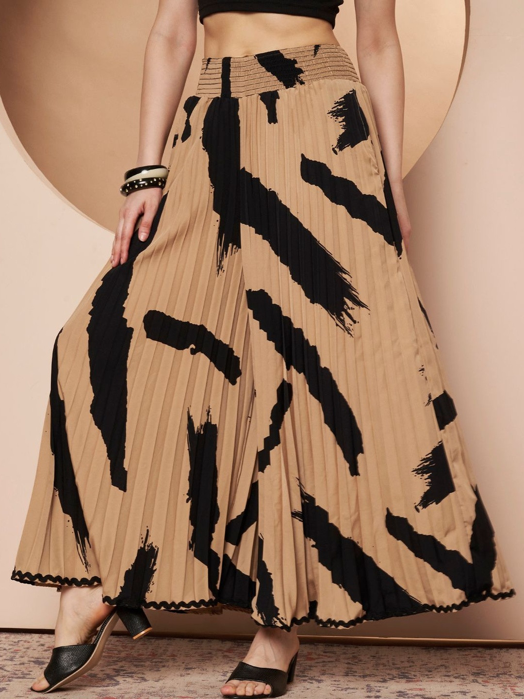 OTABU Women Printed Flared Palazzos