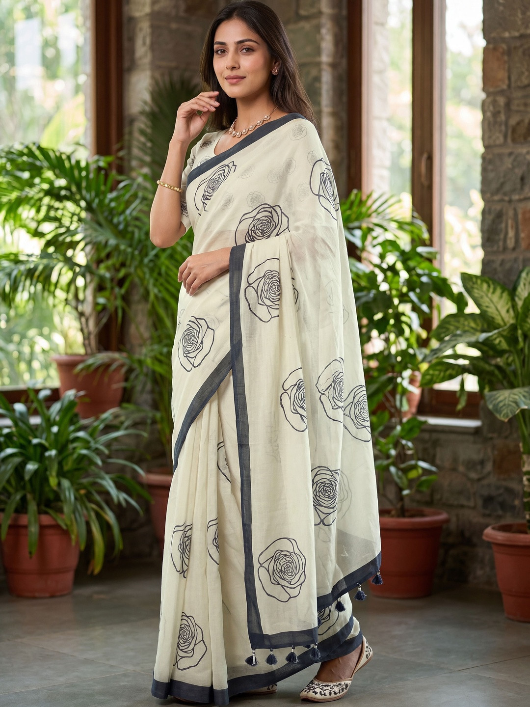 kasee Floral Saree