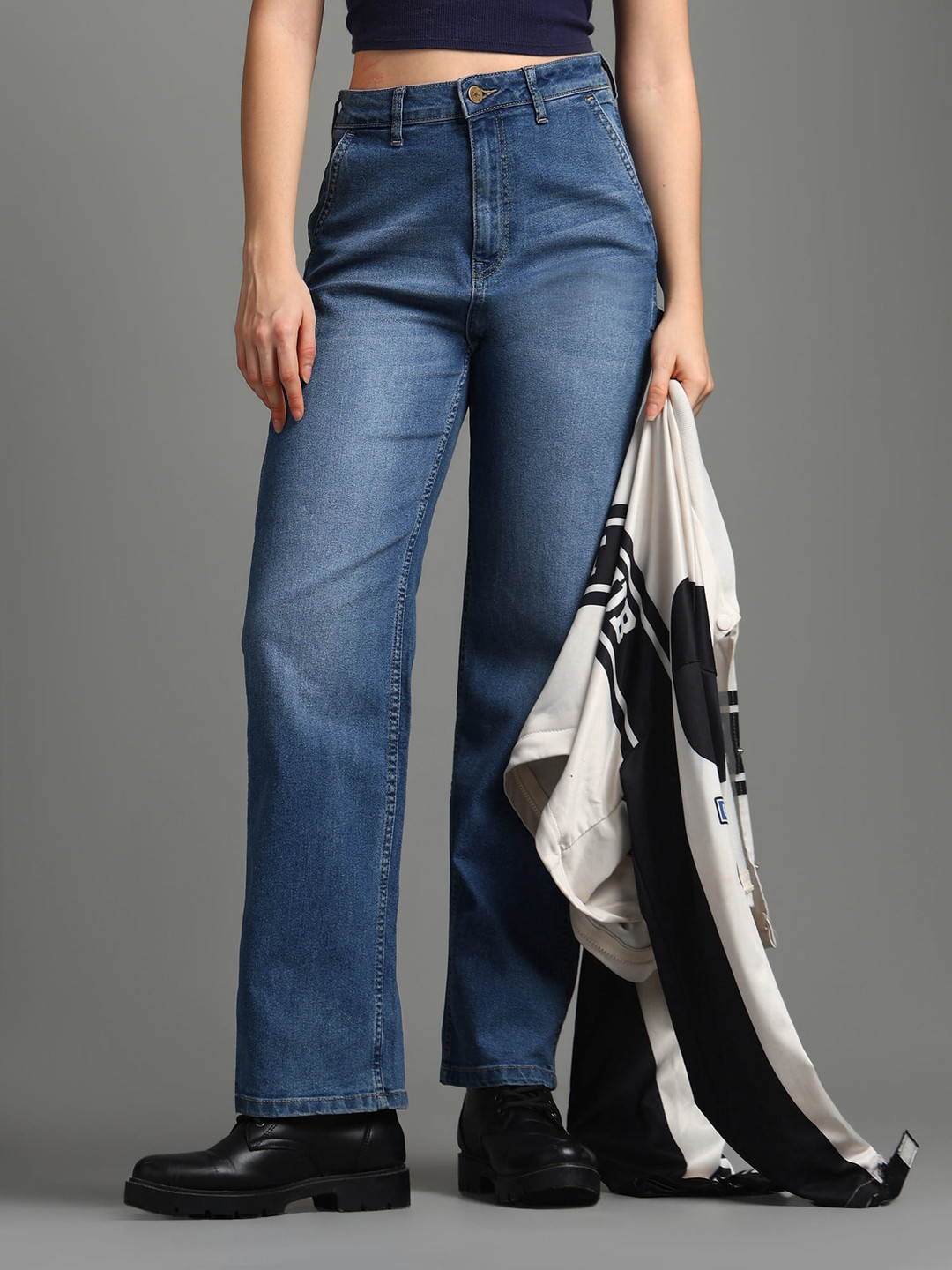 Flying Machine Women Straight Fit High-Rise Light Fade Stretchable Jeans