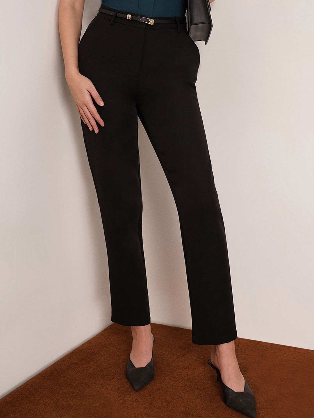 FABLE STREET Women Black Straight Fit Trousers