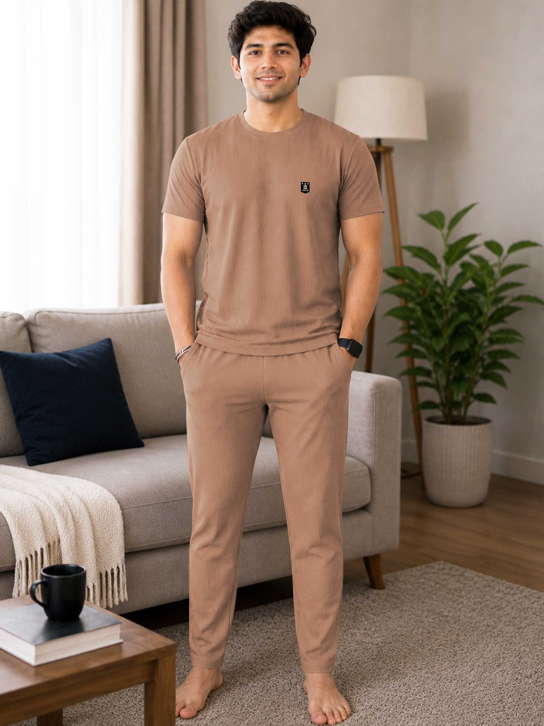 VeBNoR Self Design T-shirt with Trousers