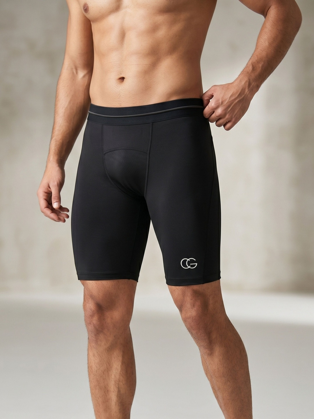 CALIGOSTLE Colourblocked Cricket Above Knee Tights