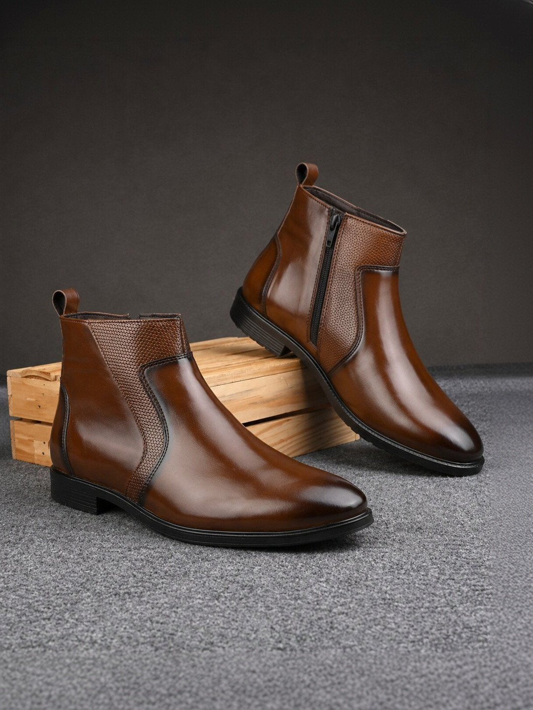 House of Pataudi Round Toe Leather Chelsea Boots