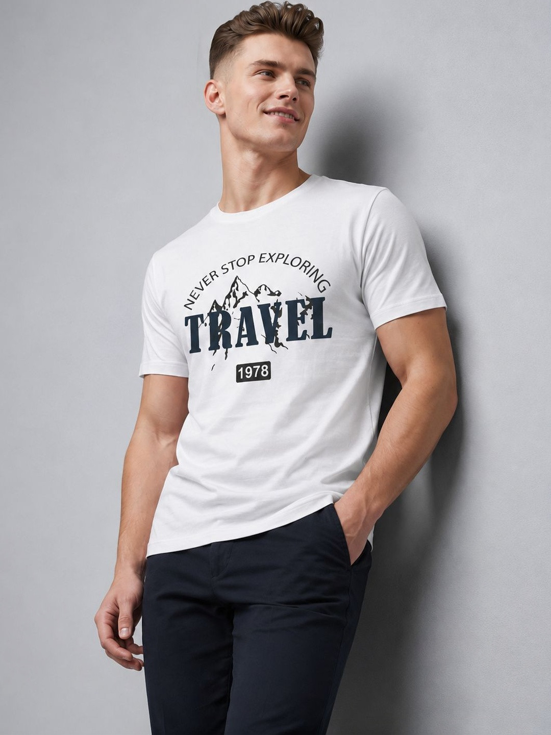 Roadster Men Typography Printed T-shirt