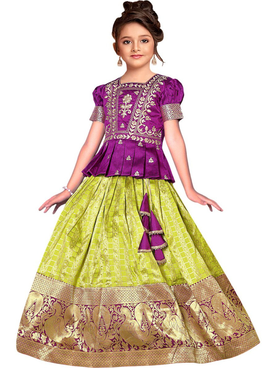 Wommaniya Impex Girls Embroidered Top With Skirt