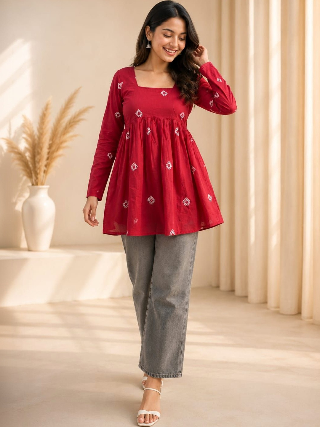 KALINI Women Rayon Printed Empire Top
