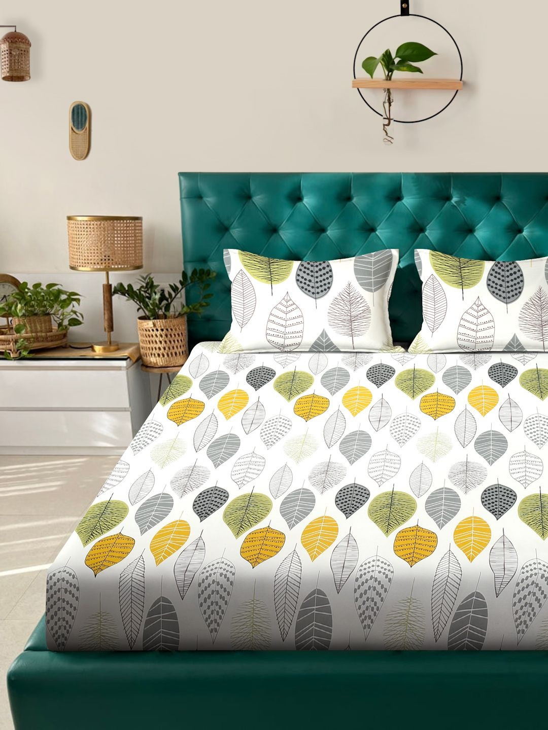 Myntra Elegant Homes White & Yellow 300 TC King Bedsheet with 2 Pillow Covers