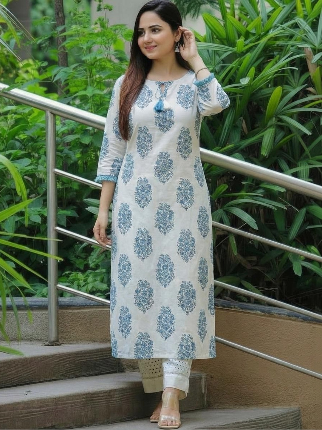 Gulmehendi Women Ethnic Motifs Printed Indie Prints Kurta