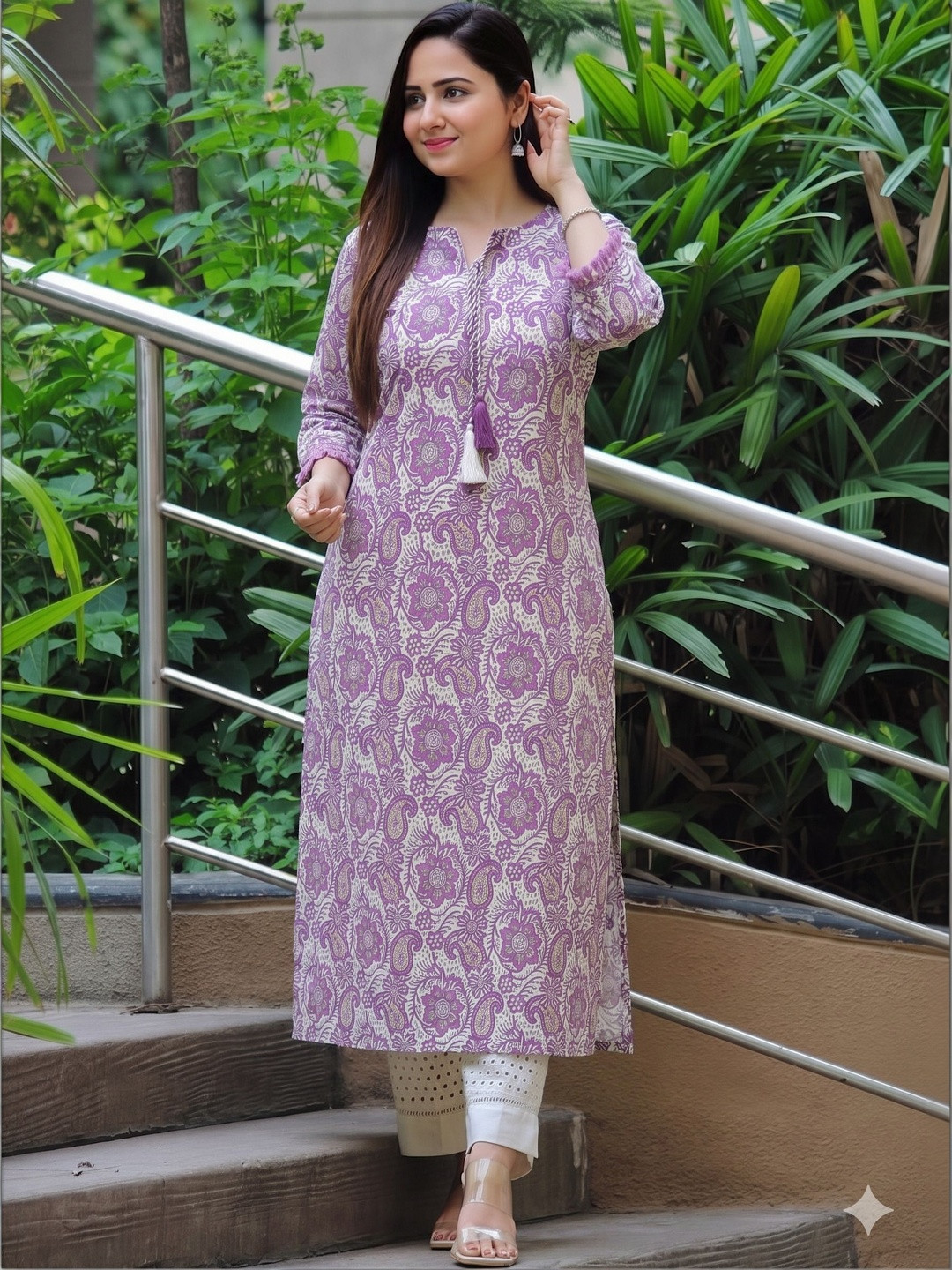 Gulmehendi Women Floral Printed Kurta