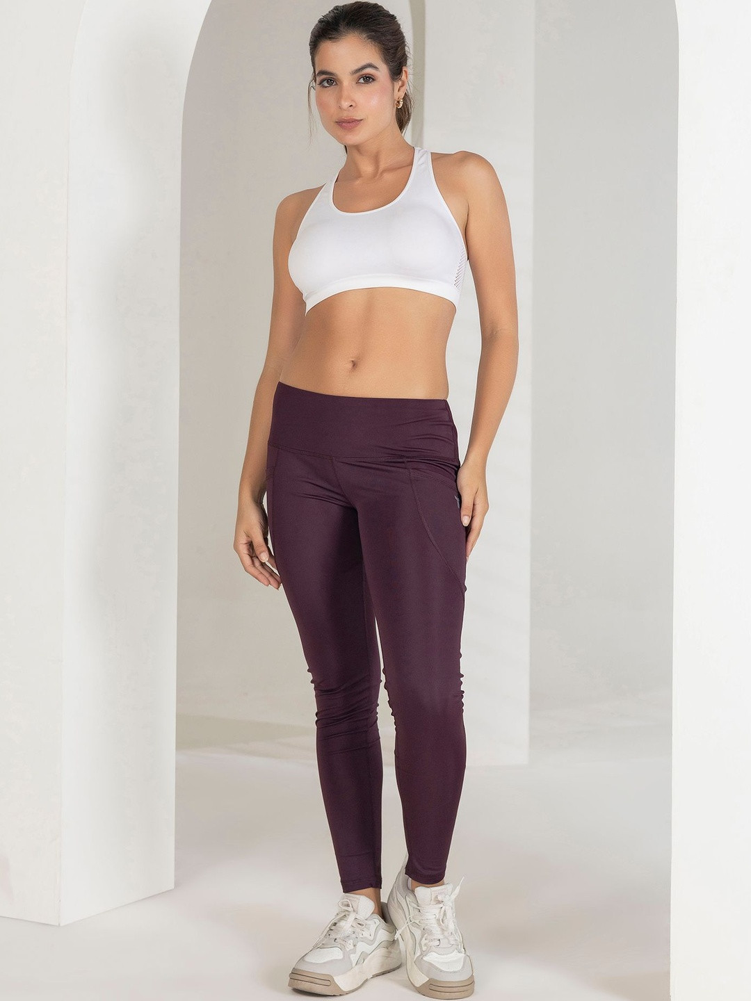 TITTLI Women Slim-Fit Mid-Rise Dry Fit Training or Gym Tights