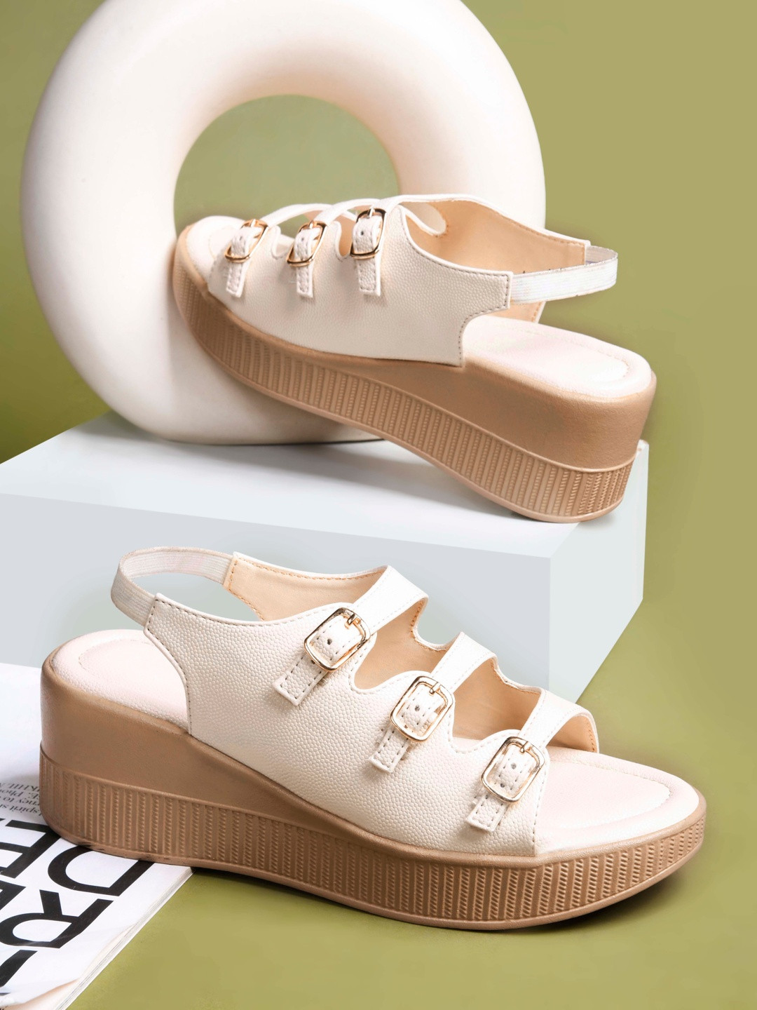 STEPZA Women Shoe-Style Sandals