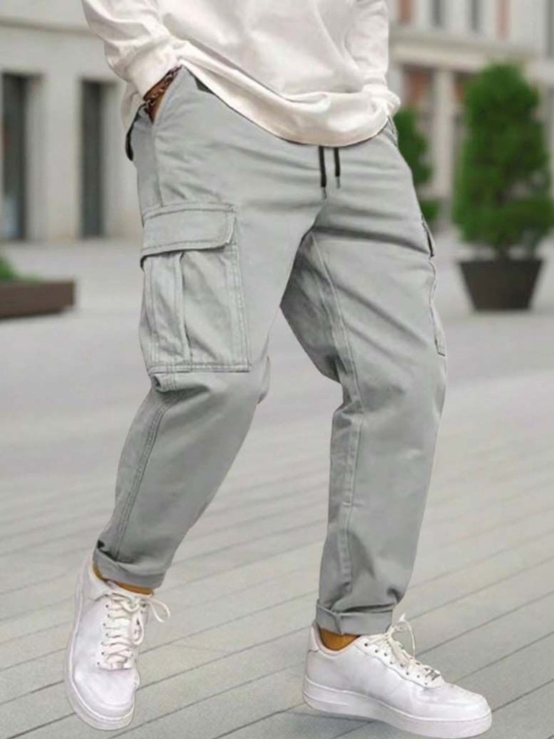 Moda Rapido Men High-Rise Cargos Trousers