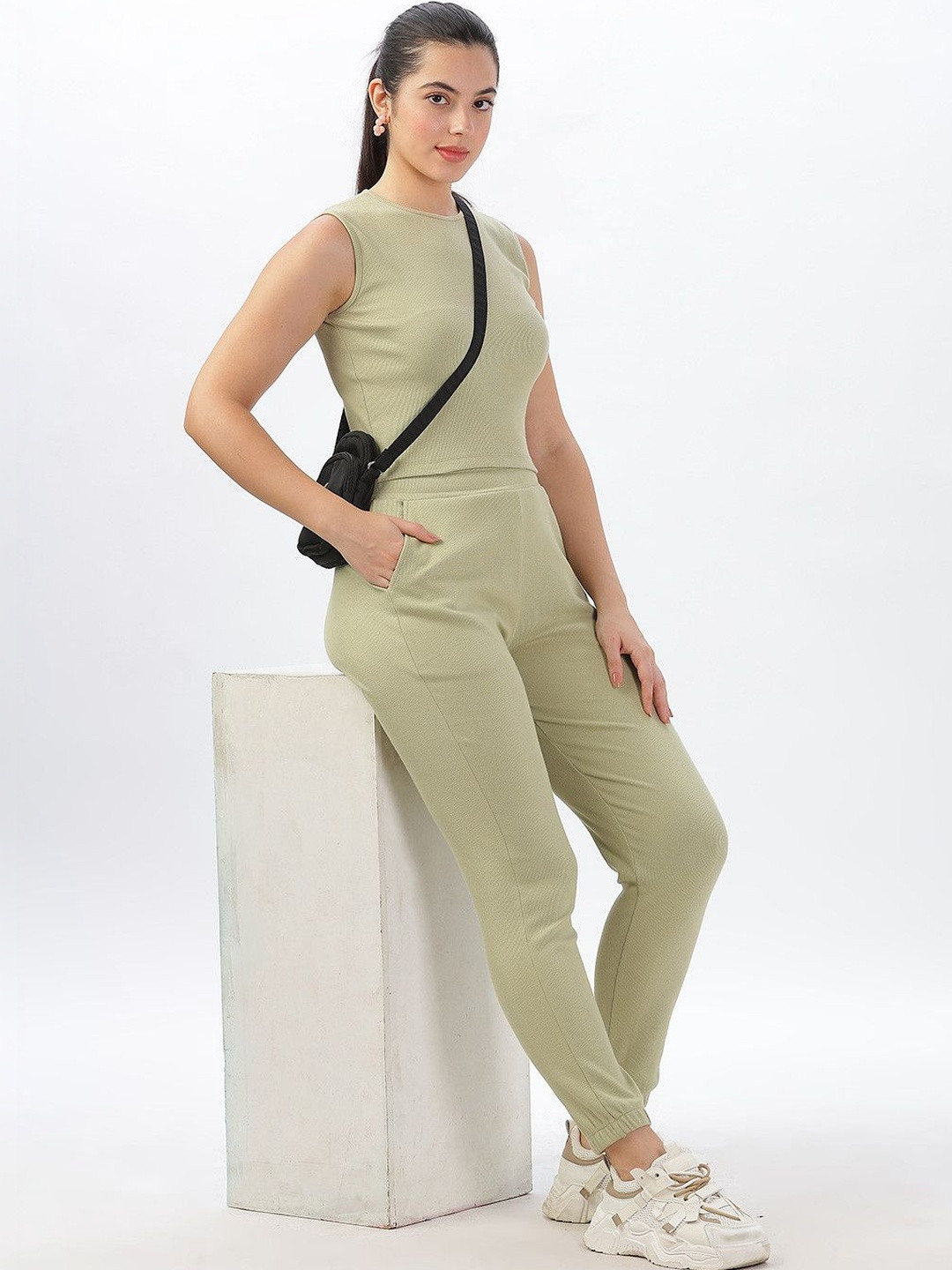Domin8 Women Cotton Sleeveless Crop Top