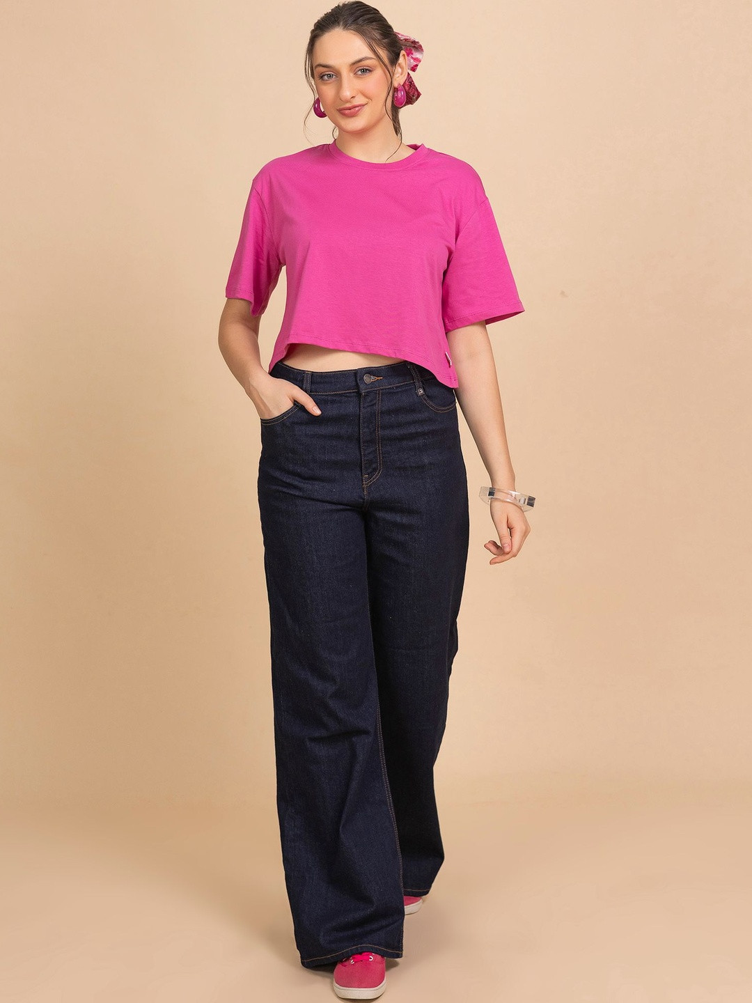TITTLI Women Solid Colour Knitted Pure Cotton Boxy Fit Crop Top