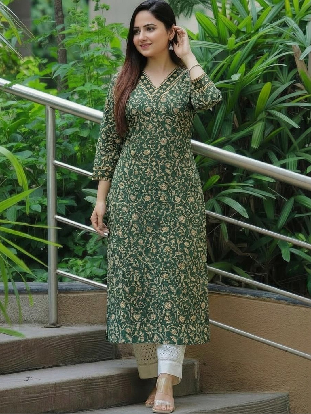 Gulmehendi Women Ethnic Motifs Printed Kurta