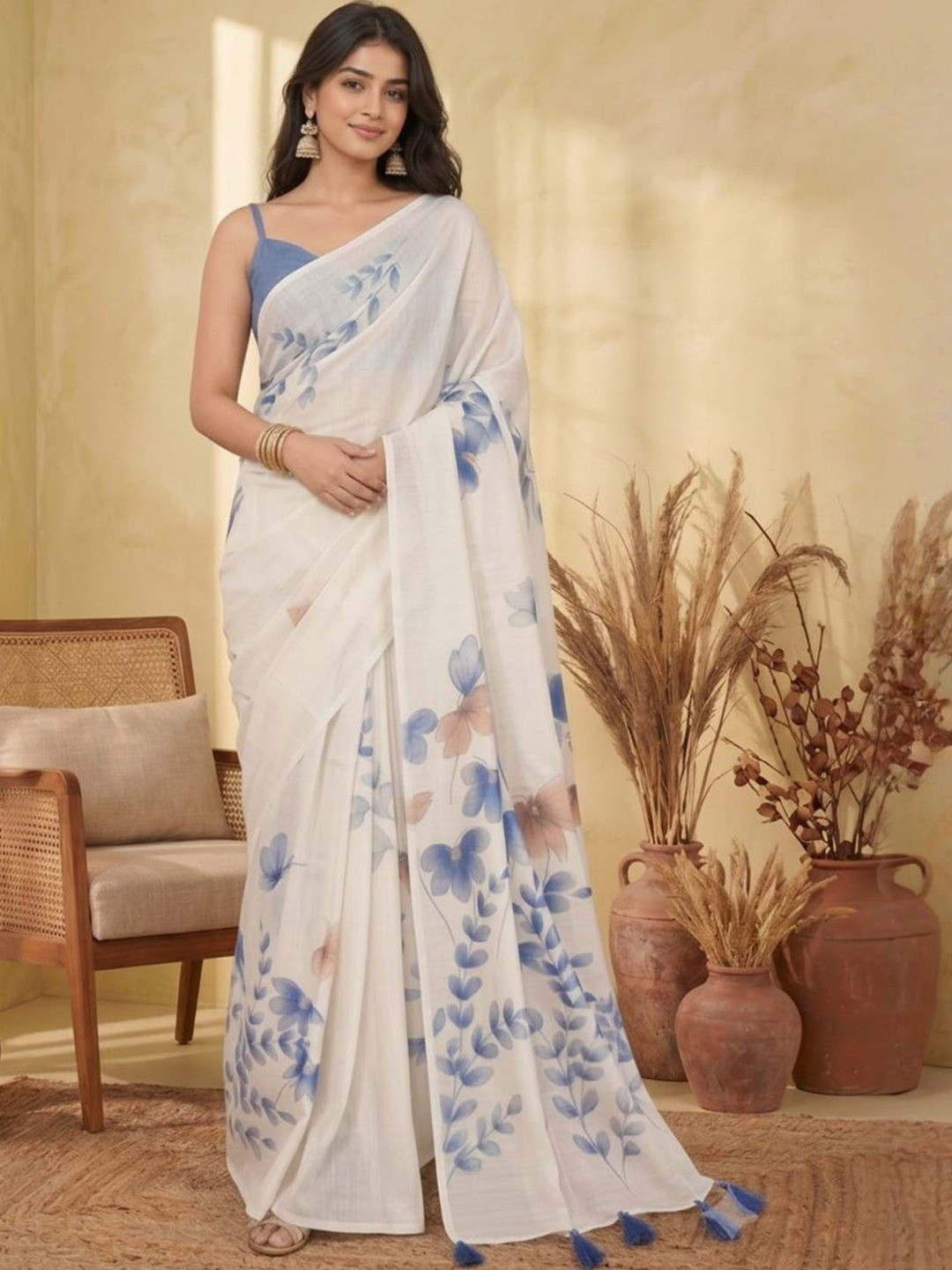 BHAKTI FASHION Floral Linen Blend Saree