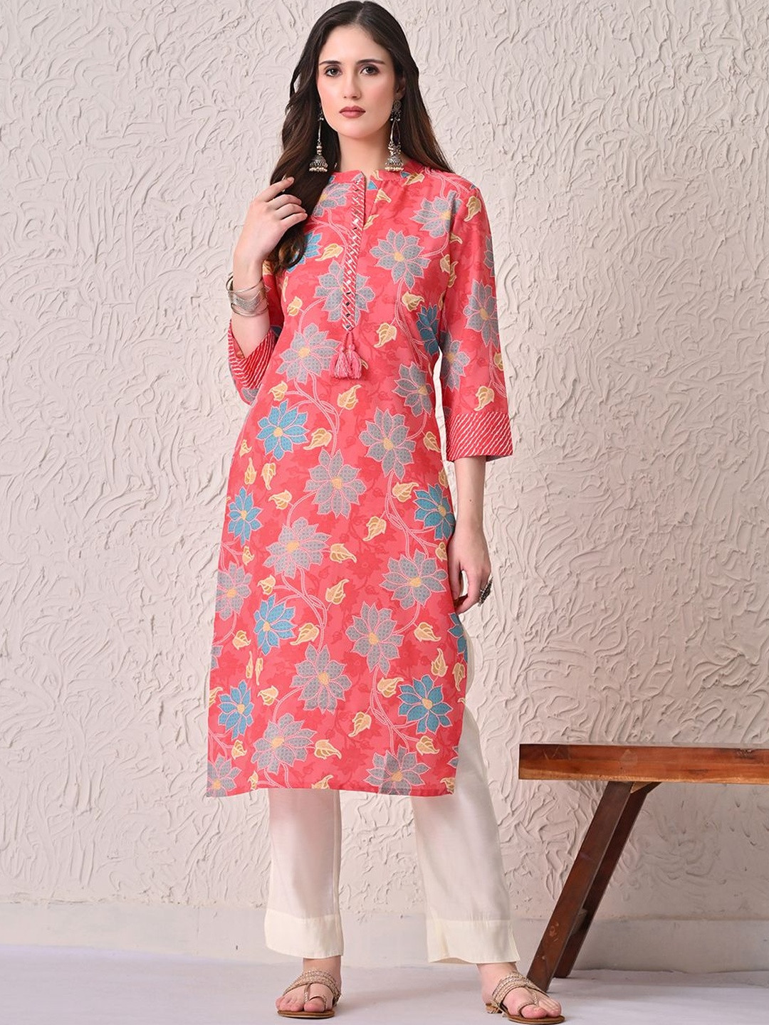 Sabhyata Women Floral Printed Mirror Work Indie Florals Kurta