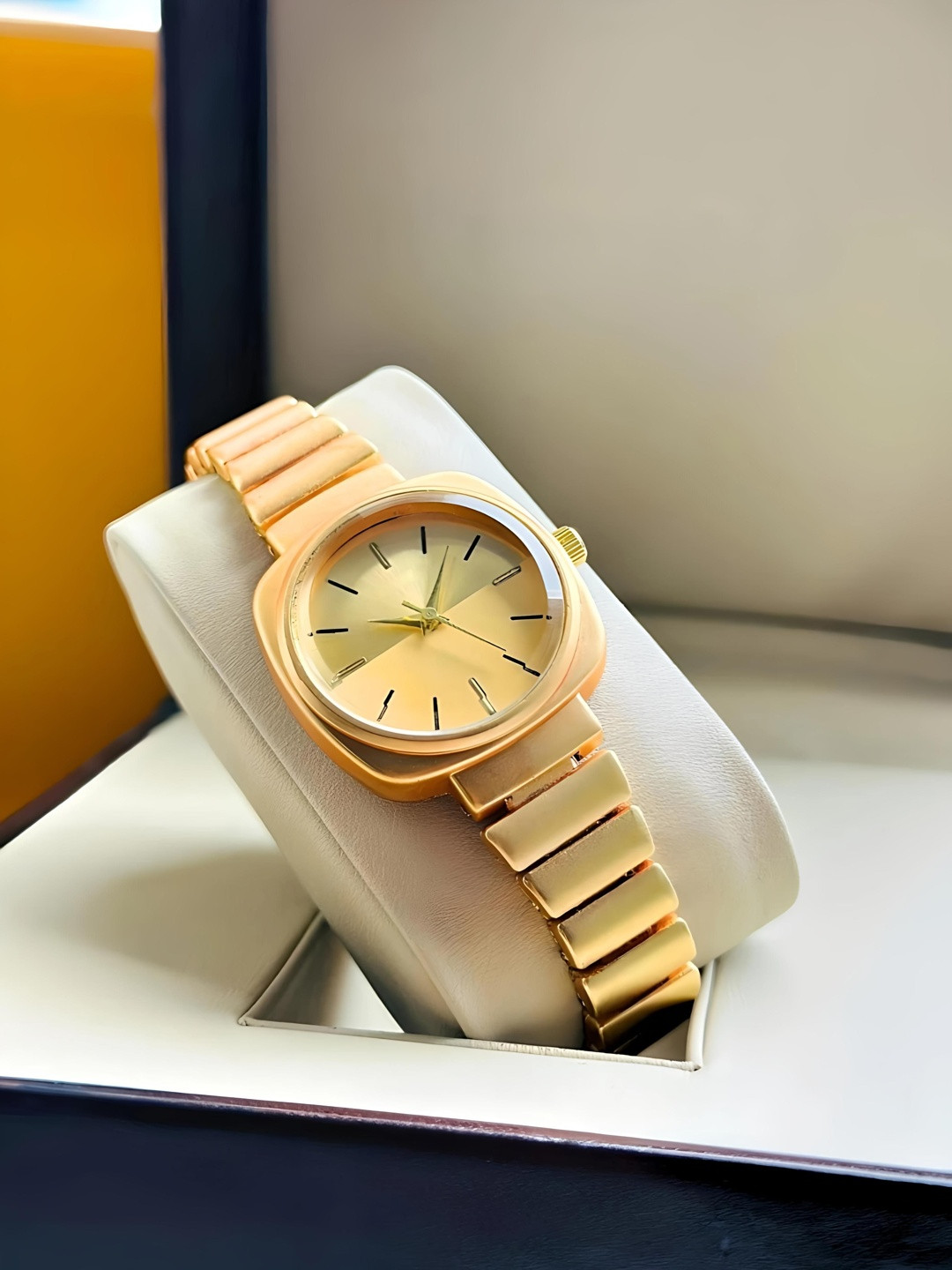 Moda Rapido Women Brass Dial & Straps Analogue Multi Function Watch M R DB06 Gold