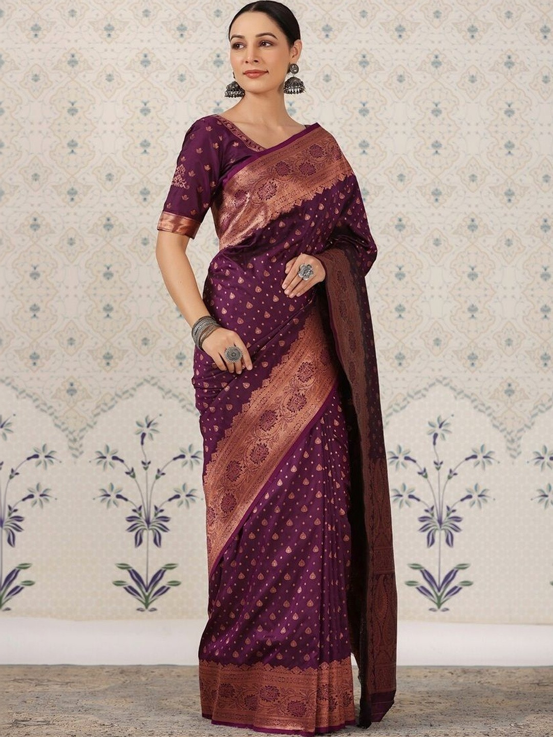 AVANTIKA FASHION Woven Design Zari Art Silk Kanjeevaram Saree