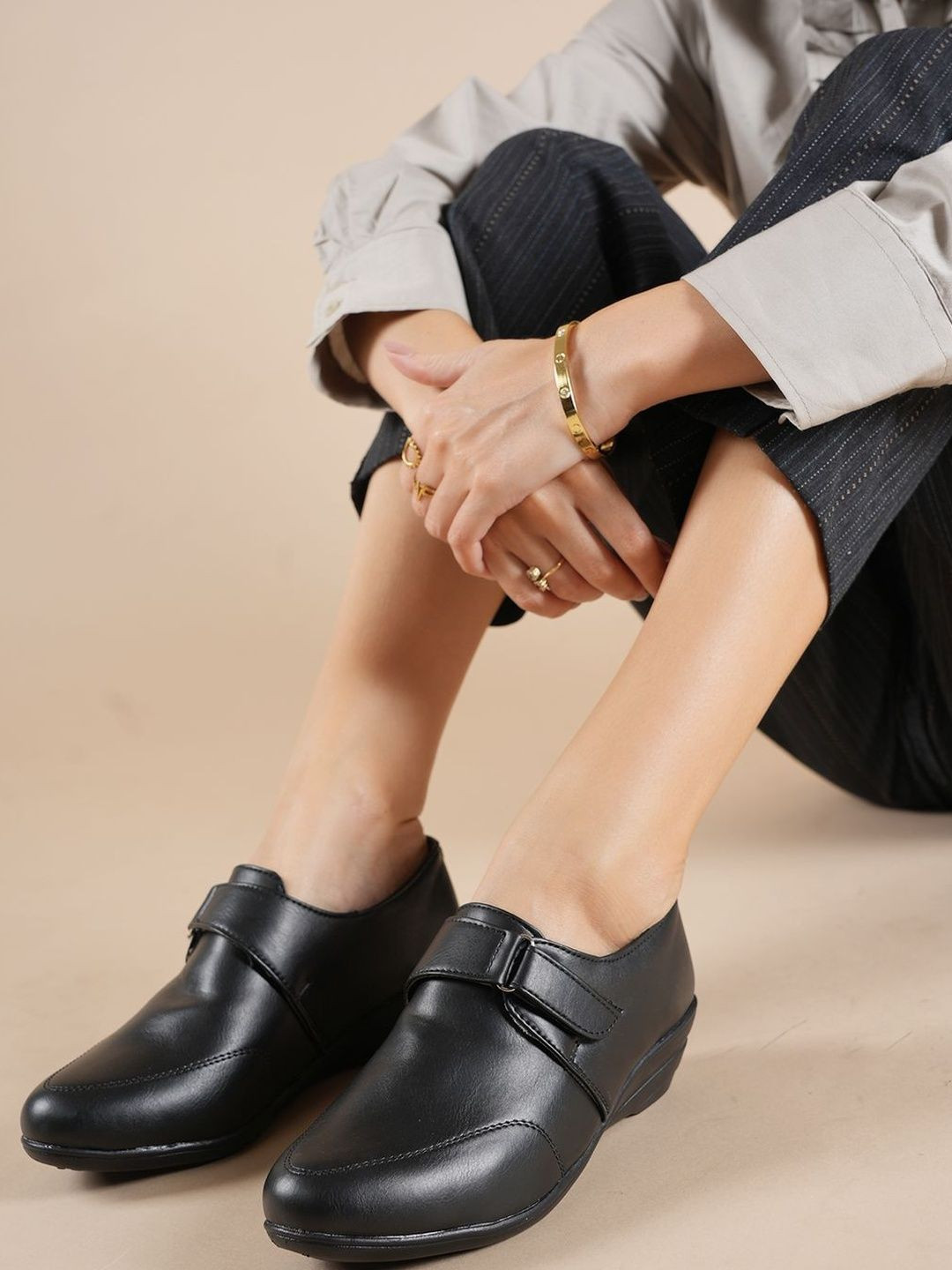 Mast & Harbour Wedge Mules with Buckles