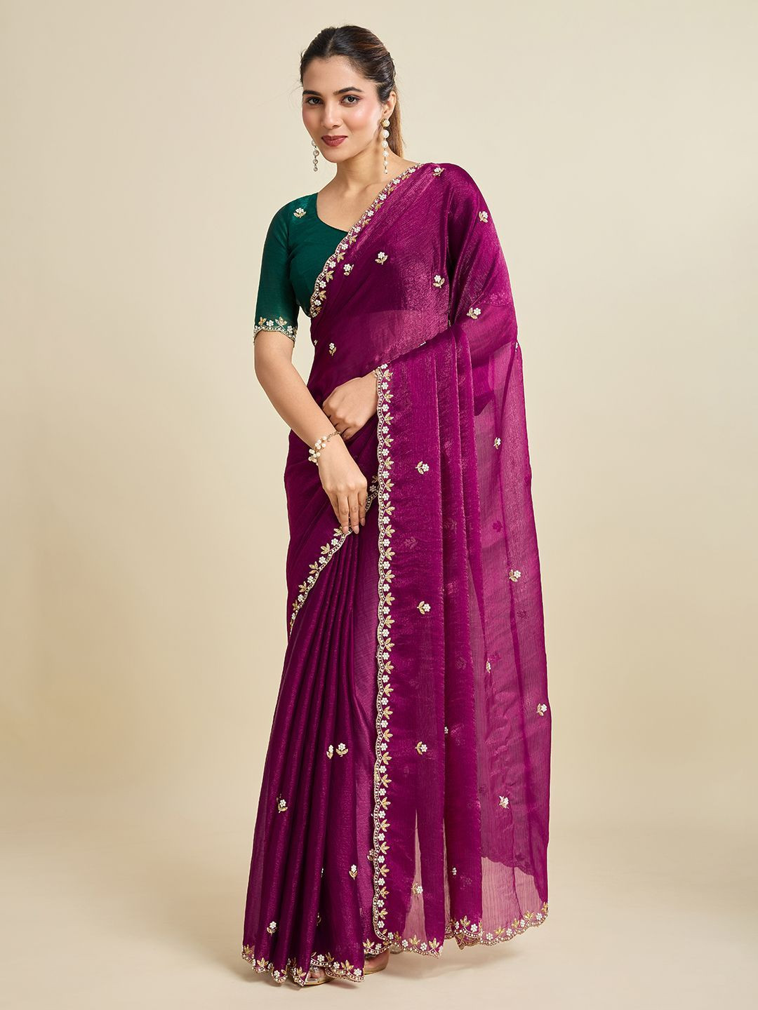 Kandora Embellished Beads and Stones Pure Chiffon Saree