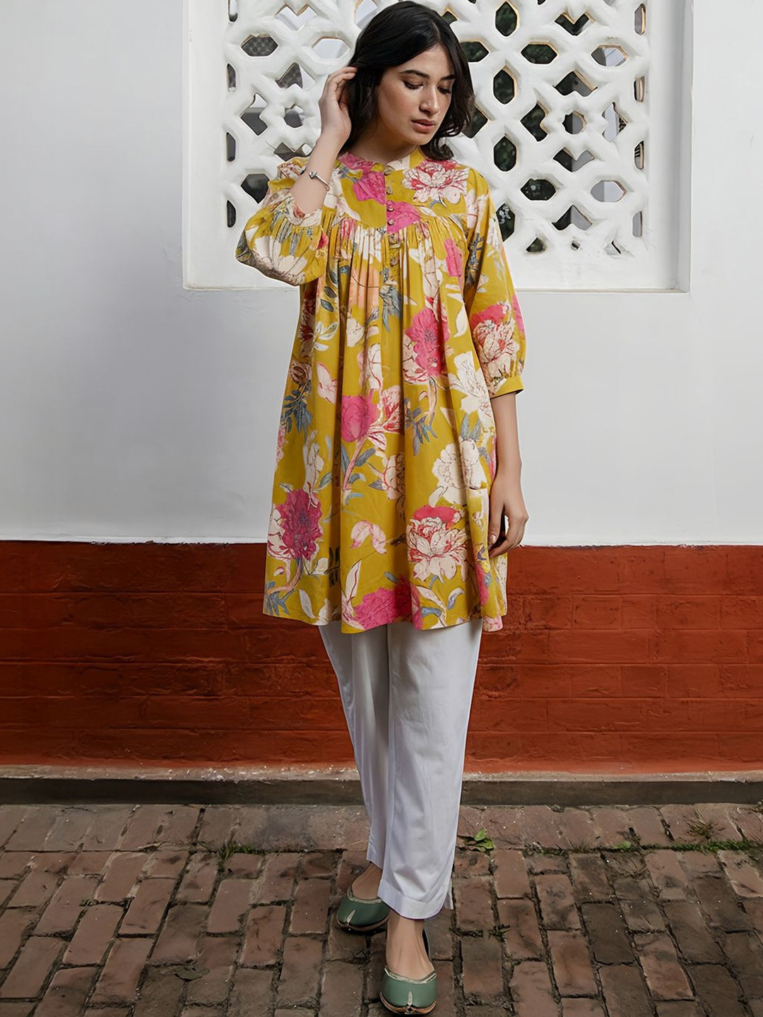 Janasya Women Mustard Pure Cotton Floral Printed A-line Collar Tunic