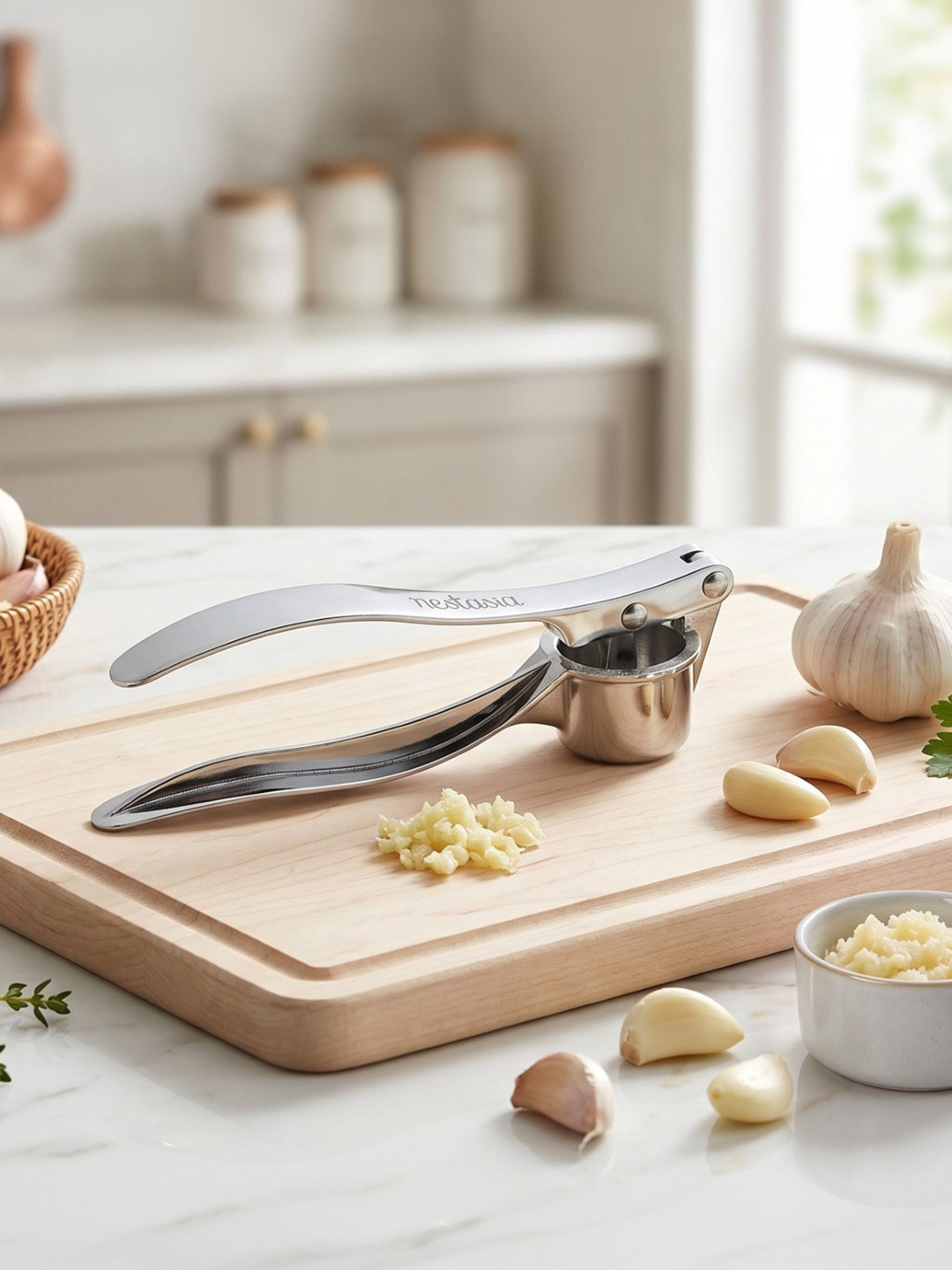 Nestasia Grey Garlic Crusher Press