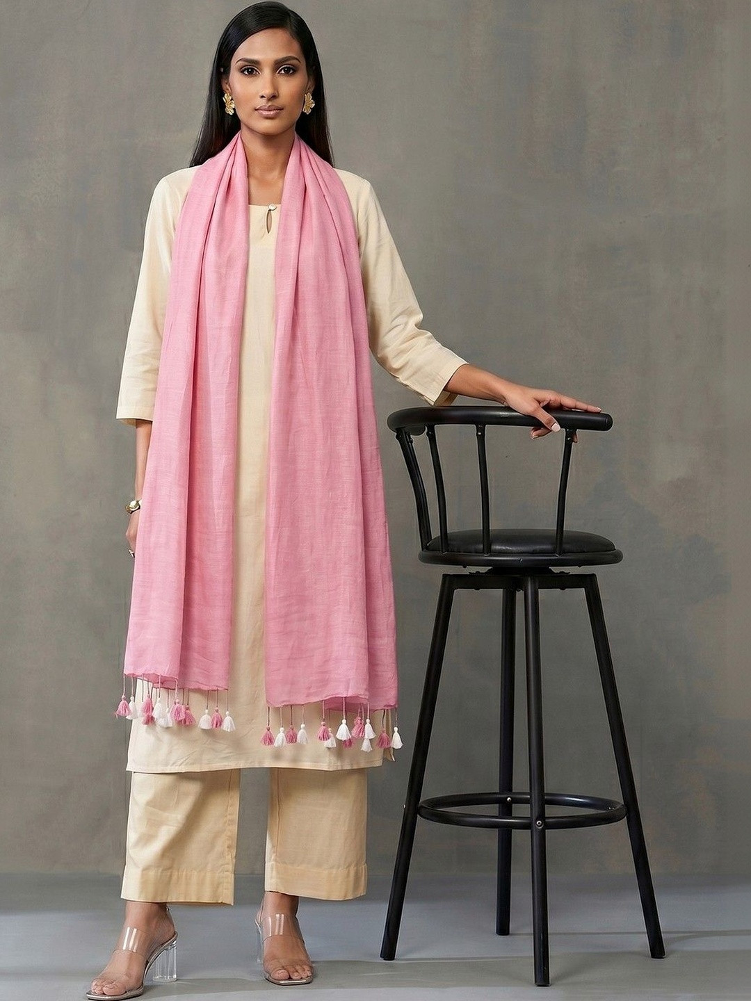 Navibhu Dupatta