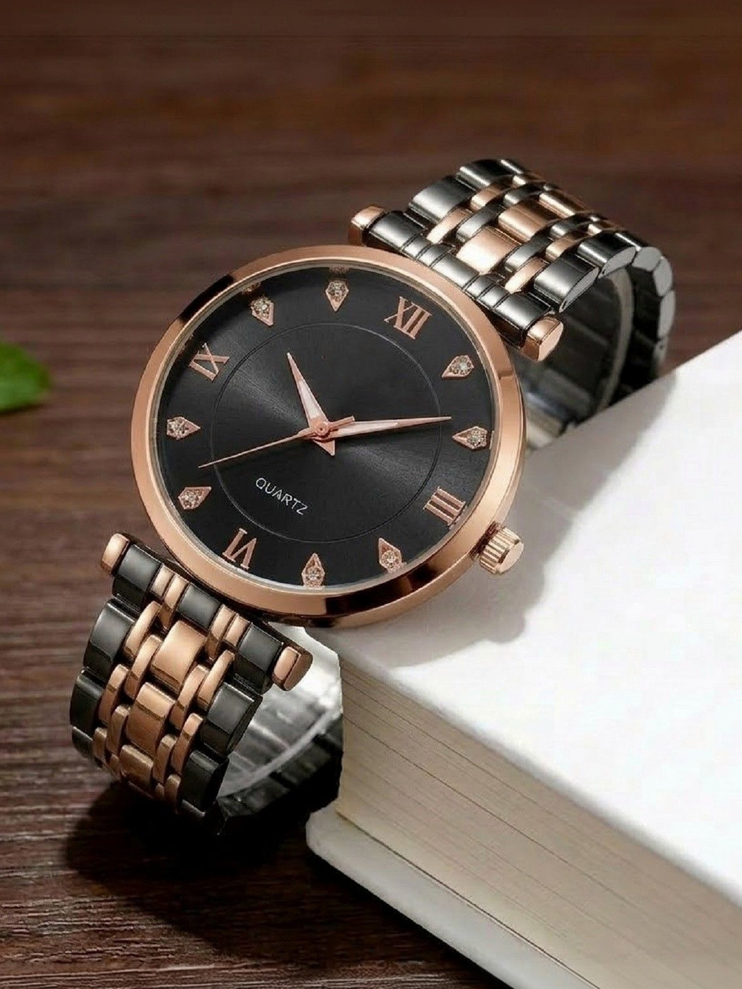 SZN Men Embellished Dial & Stainless Steel Bracelet Style Straps Analogue Watch Meta Two Tonned DS