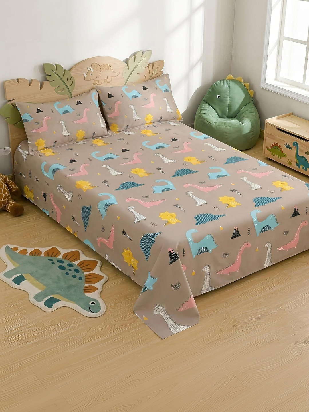 KIDS WONDERS Grey & Pink Cartoon Characters 210 TC Bedsheet with 2 Pillow Covers