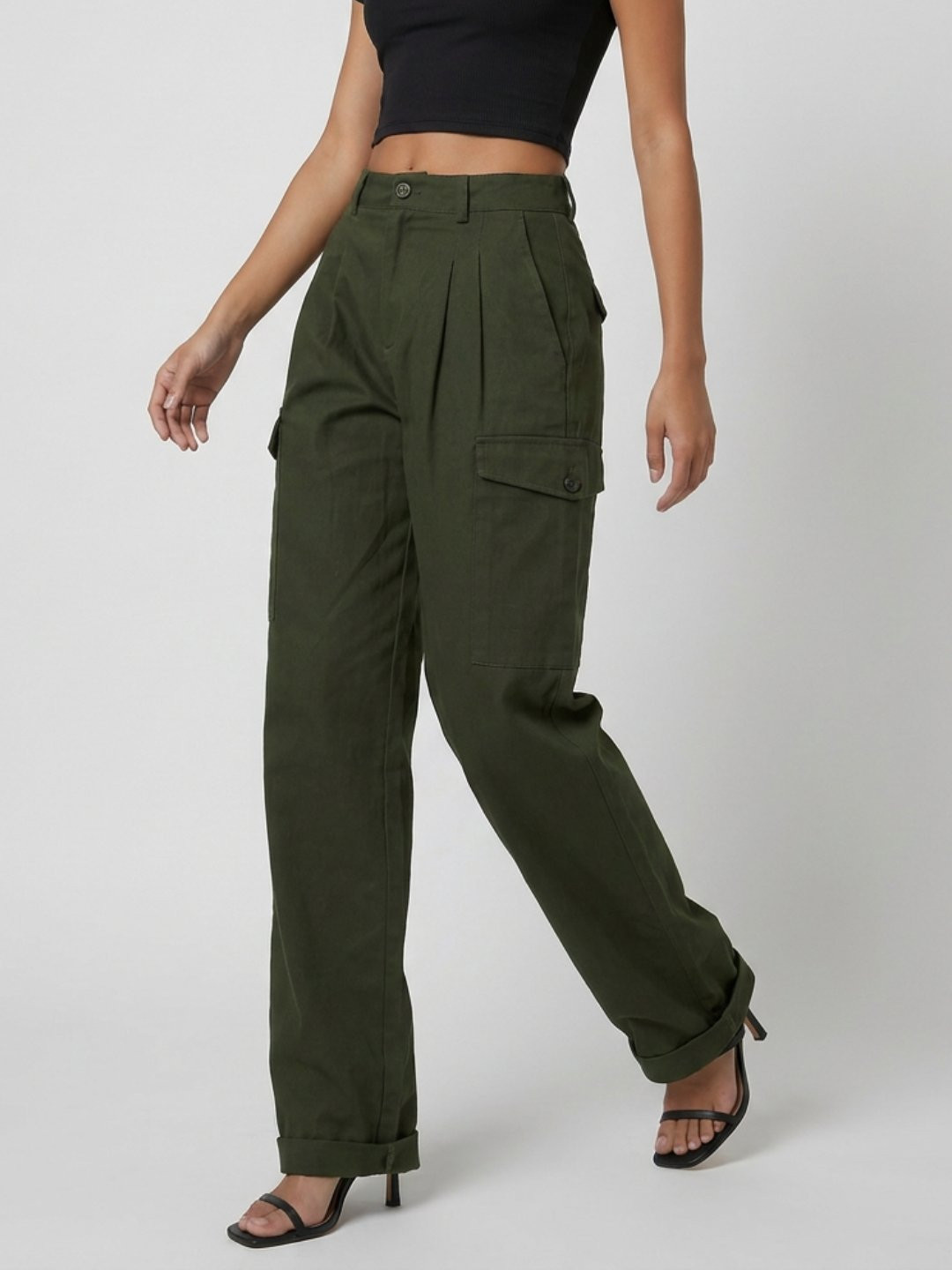 glitchez Women Mid-Rise Pleated Tapered Fit Cargos