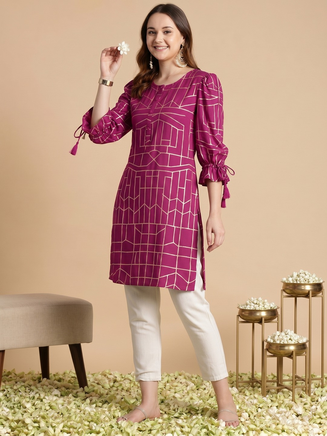 Sangria Geometric Foil Printed Puff Sleeve Kurta