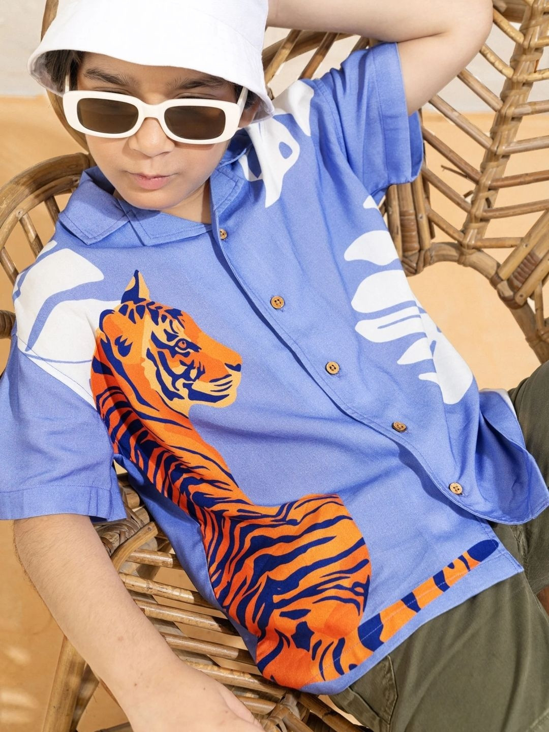 Hopscotch Tropical Leaf Graphic Tiger Shirt