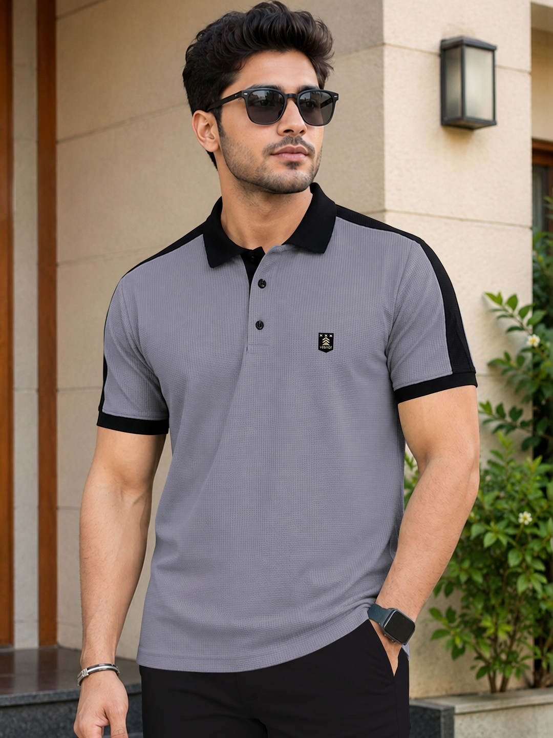 VeBNoR Self Design Colourblocked Polo Collar T-Shirt