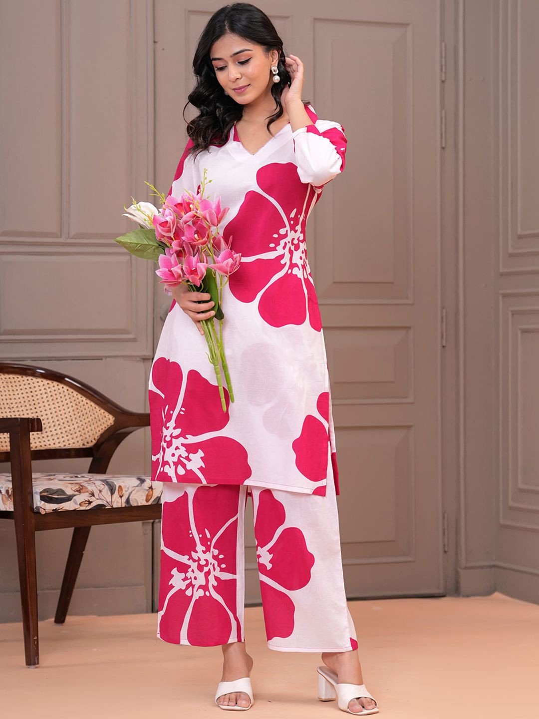 YUSRA Floral Printed Shirt Collar Straight Kurta With Palazzos