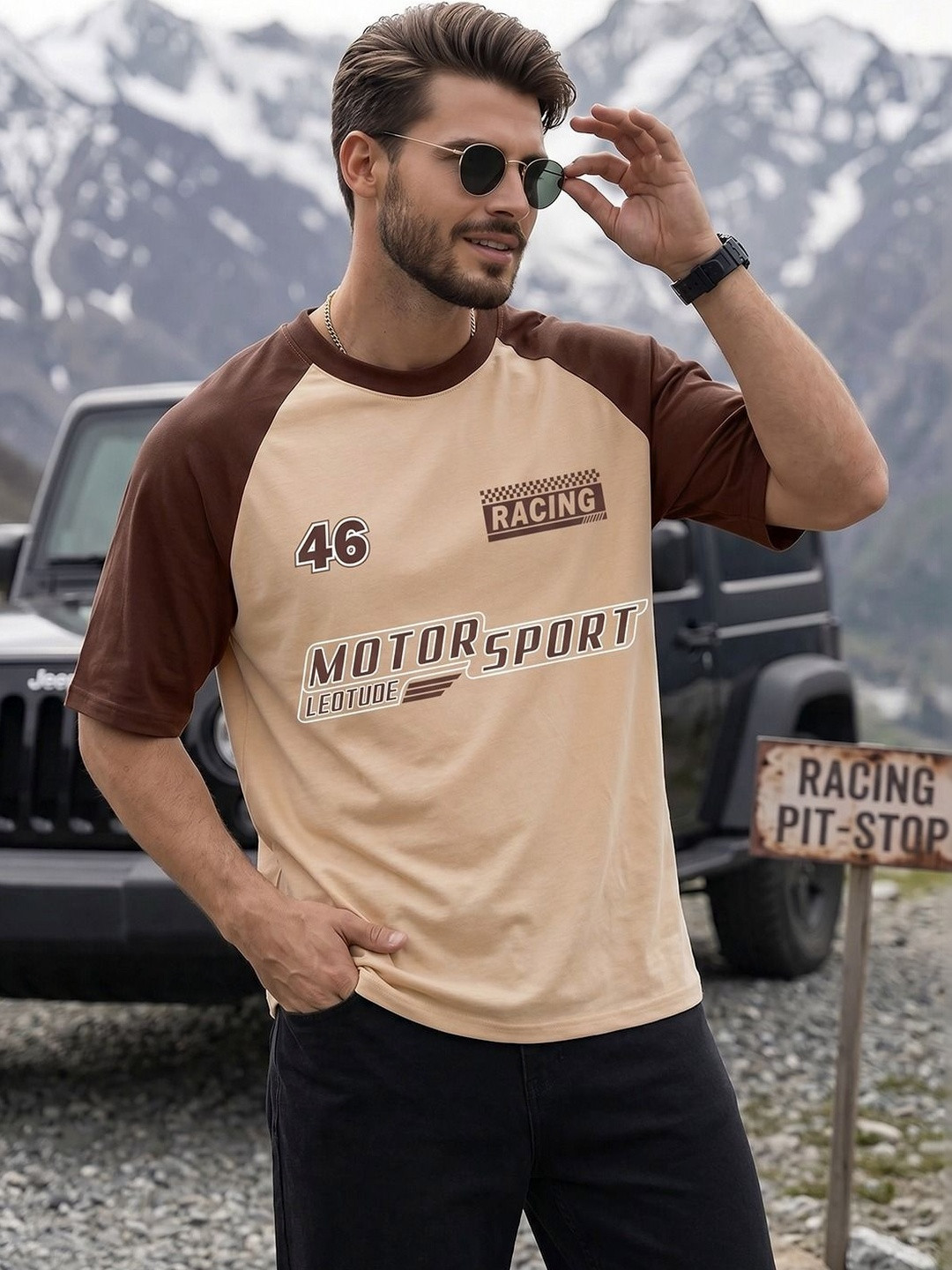 Leotude Men Typography Colourblocked T-shirt