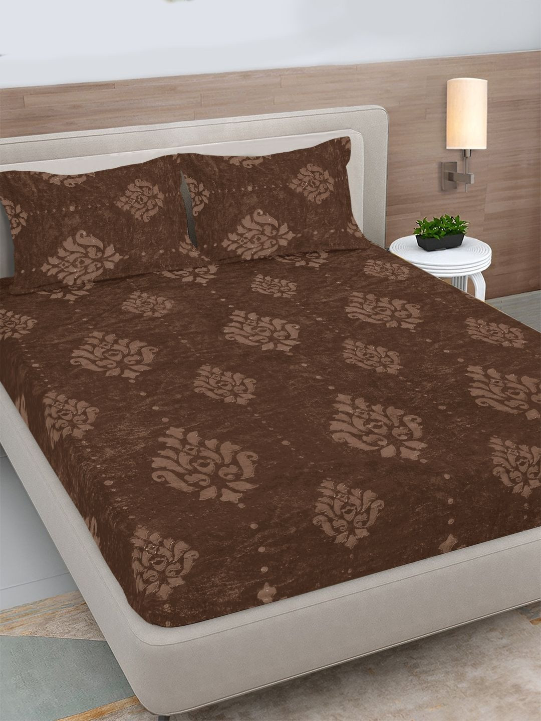 FABINALIV Brown & Beige Floral 300 TC King Bedsheet with 2 Pillow Covers