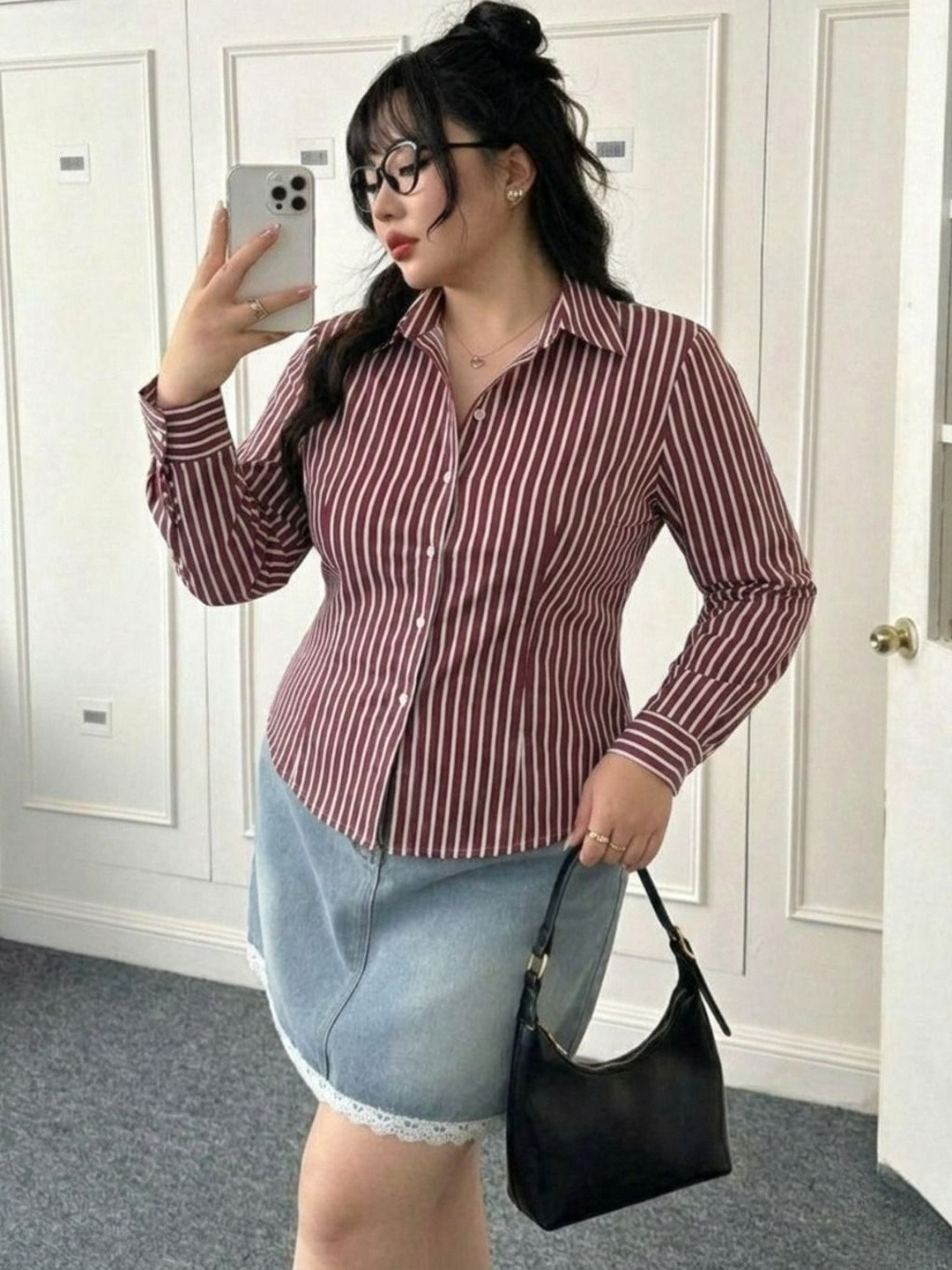 NEW-18 Women Tailored Fit Striped Casual Shirt