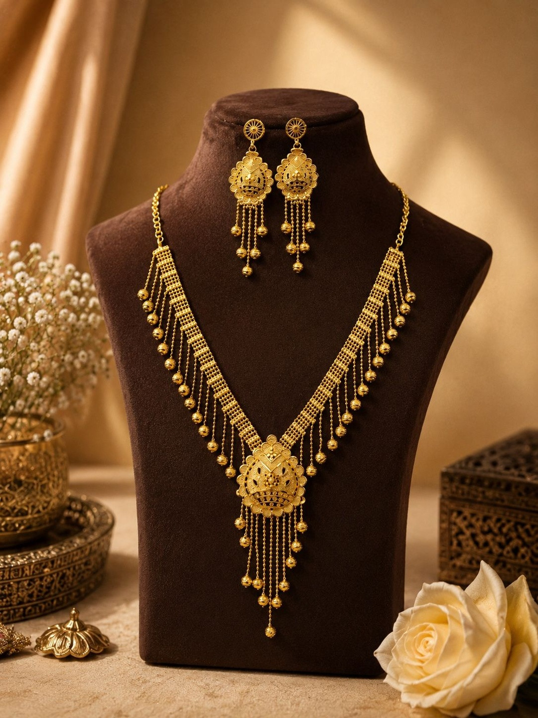 Zeraki Jewels Gold-Plated Antique Necklace and Earrings