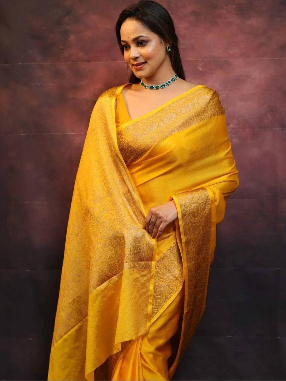 Sangria Floral Zari Silk Cotton Designer Banarasi Saree