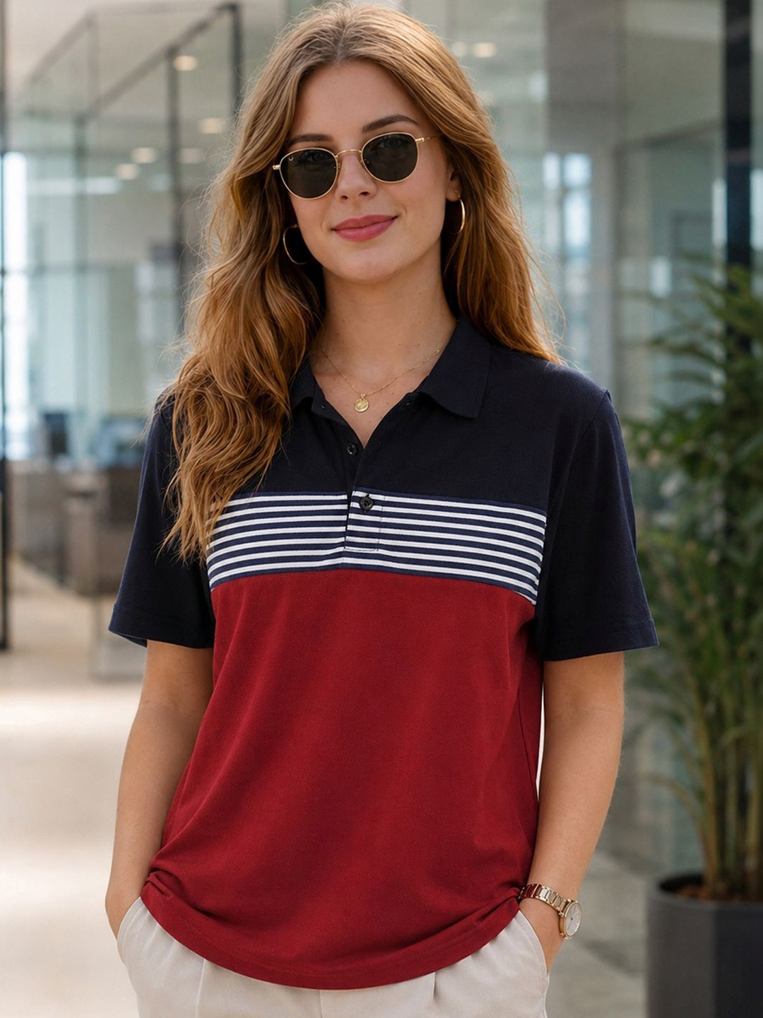 Leotude Women Colourblocked Polo Collar T-shirt