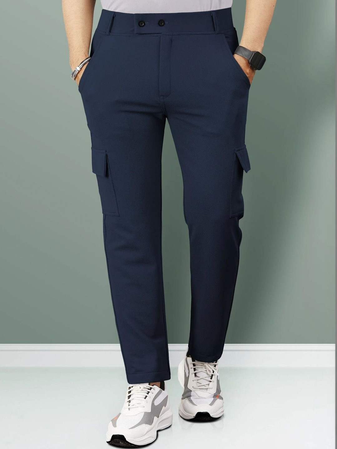 CHROVEL Men Regular Fit Training Cargos