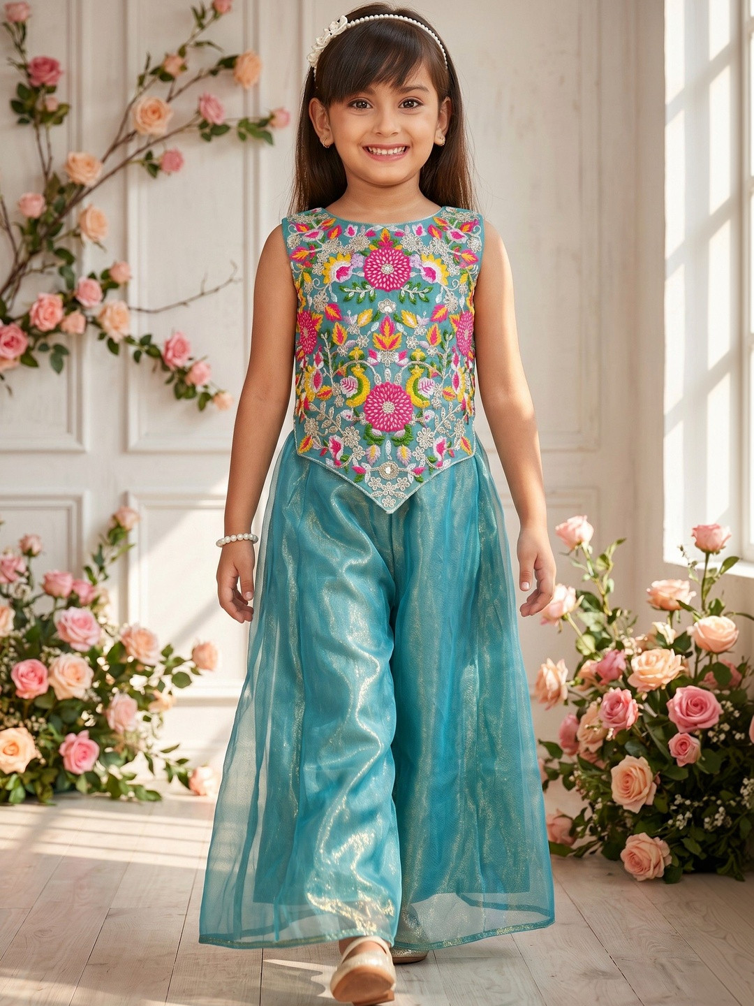 2ni8 lifestyle Girls Floral Embroidered Regular Thread Work Kurta with Palazzos