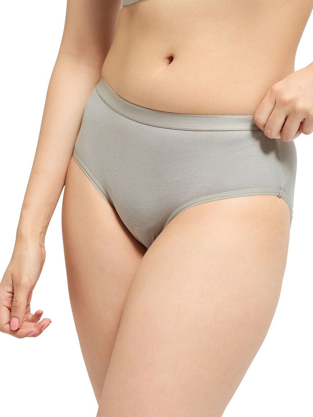 Wellbi Women Bamboo Cotton 3X Softer No Odour Breathable Anti-Bacterial Briefs